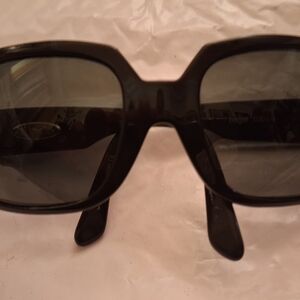 Women's Black Wrap Sunglasses, Bagel 1001-1